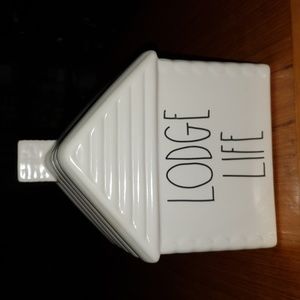 Ray Dunn Lodge Life Cabin